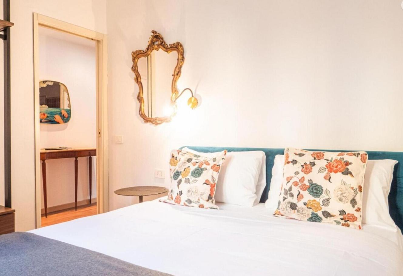 Romantic Flat On Navigli River By Easylife Milán Exteriér fotografie